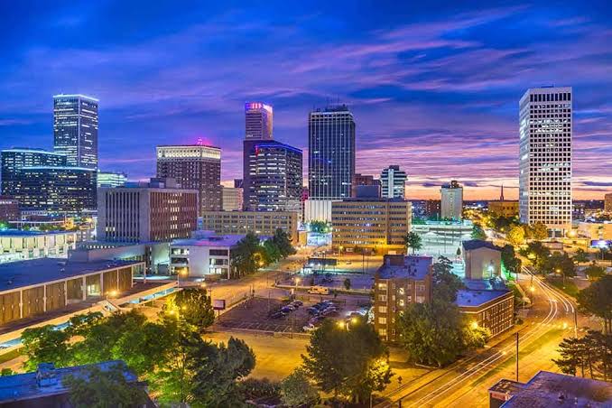 Tattoo parlors in Tulsa, OK